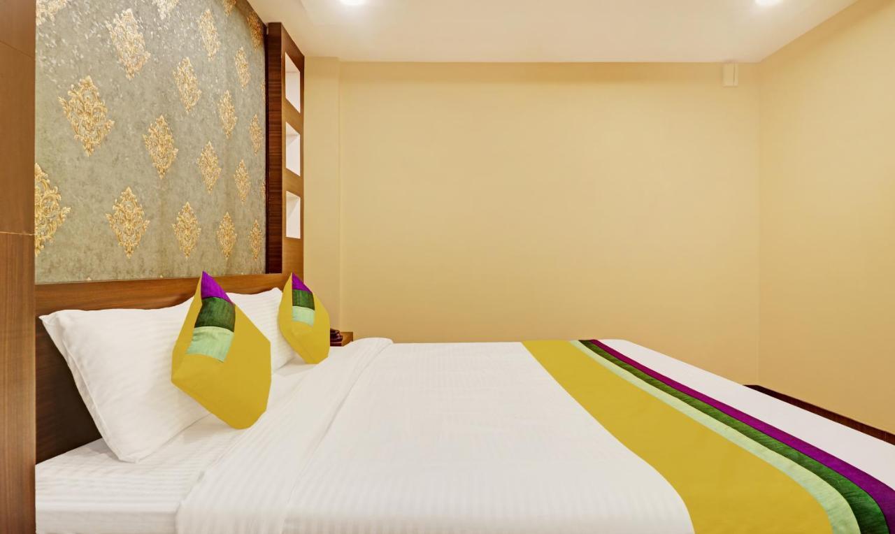 Itsy Hotels Sapphire Residency Manjeri Exterior photo